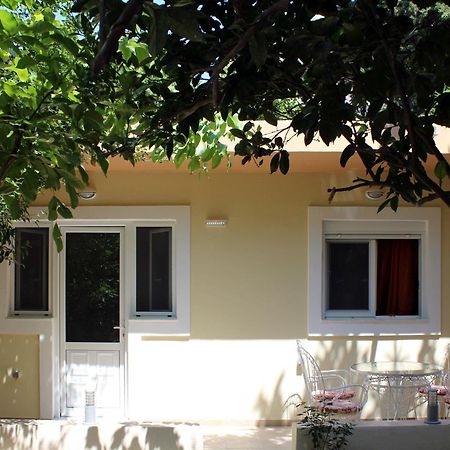 Philoxenia Hotel & Studios Rhodes City Zimmer foto